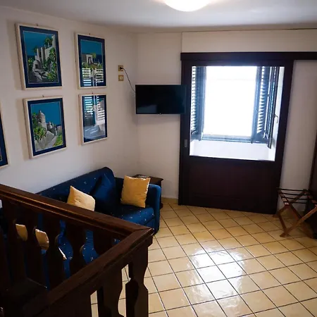 Couette-café Alta Marea 3*