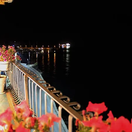 Alta Marea Couette-café Lipari (Isola Lipari)