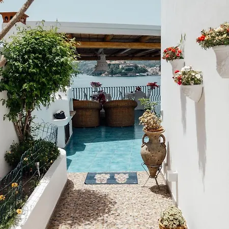 Alta Marea Bed and breakfast 3*