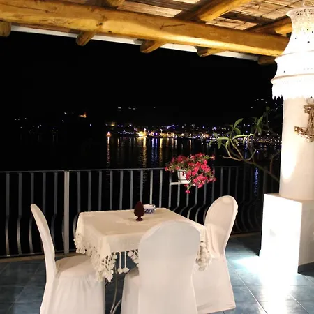 Alta Marea Bed and breakfast 3*